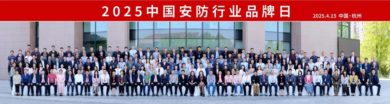 合影.jpg